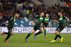 开云平台-包含萨索洛客场战平，排名继续上升的词条