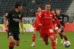 开云平台-法兰克福轻松击败对手，取得关键胜利