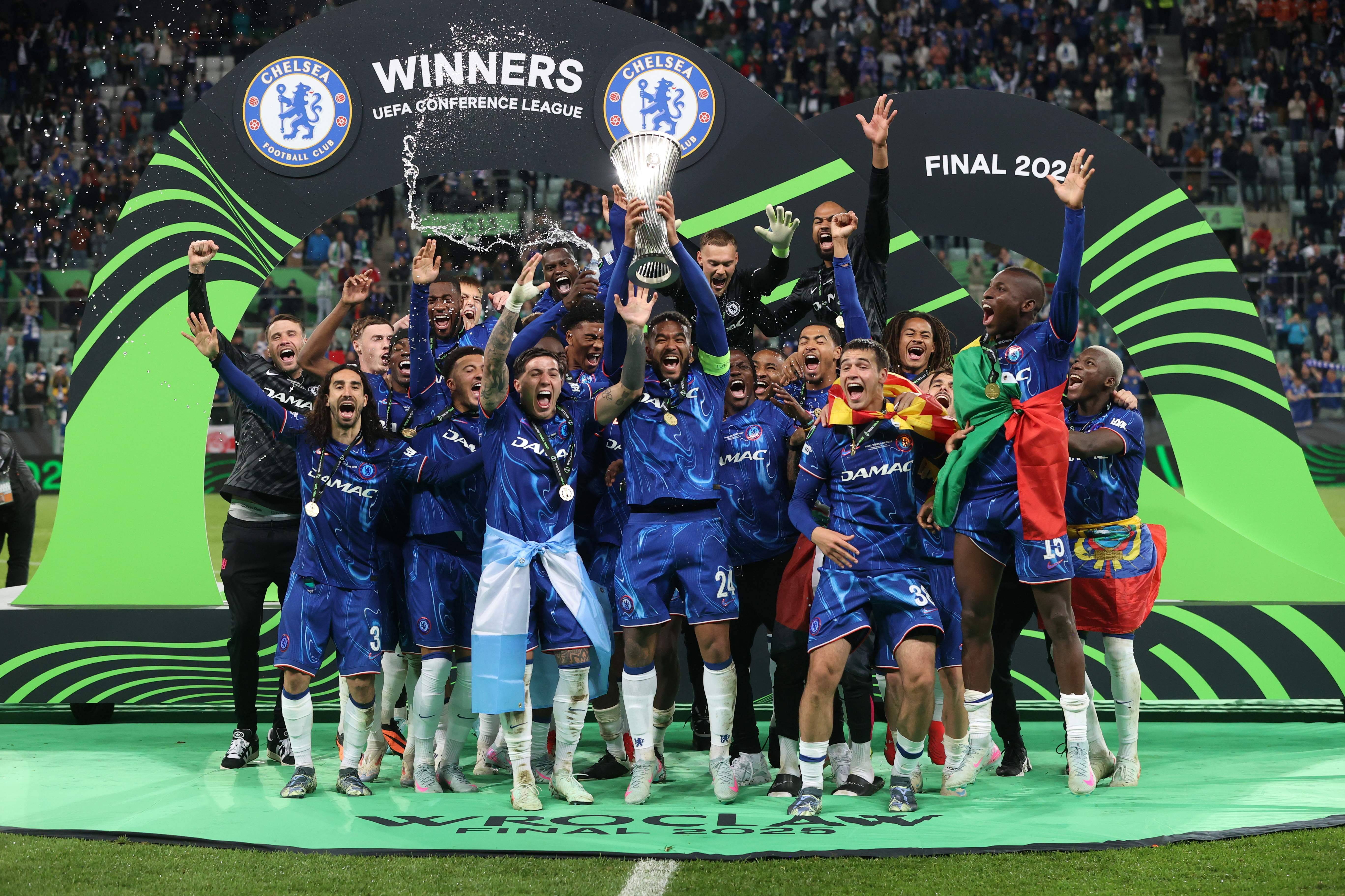 切尔西杀入淘汰赛,强势晋级 切尔西杀入淘汰赛,强势晋级